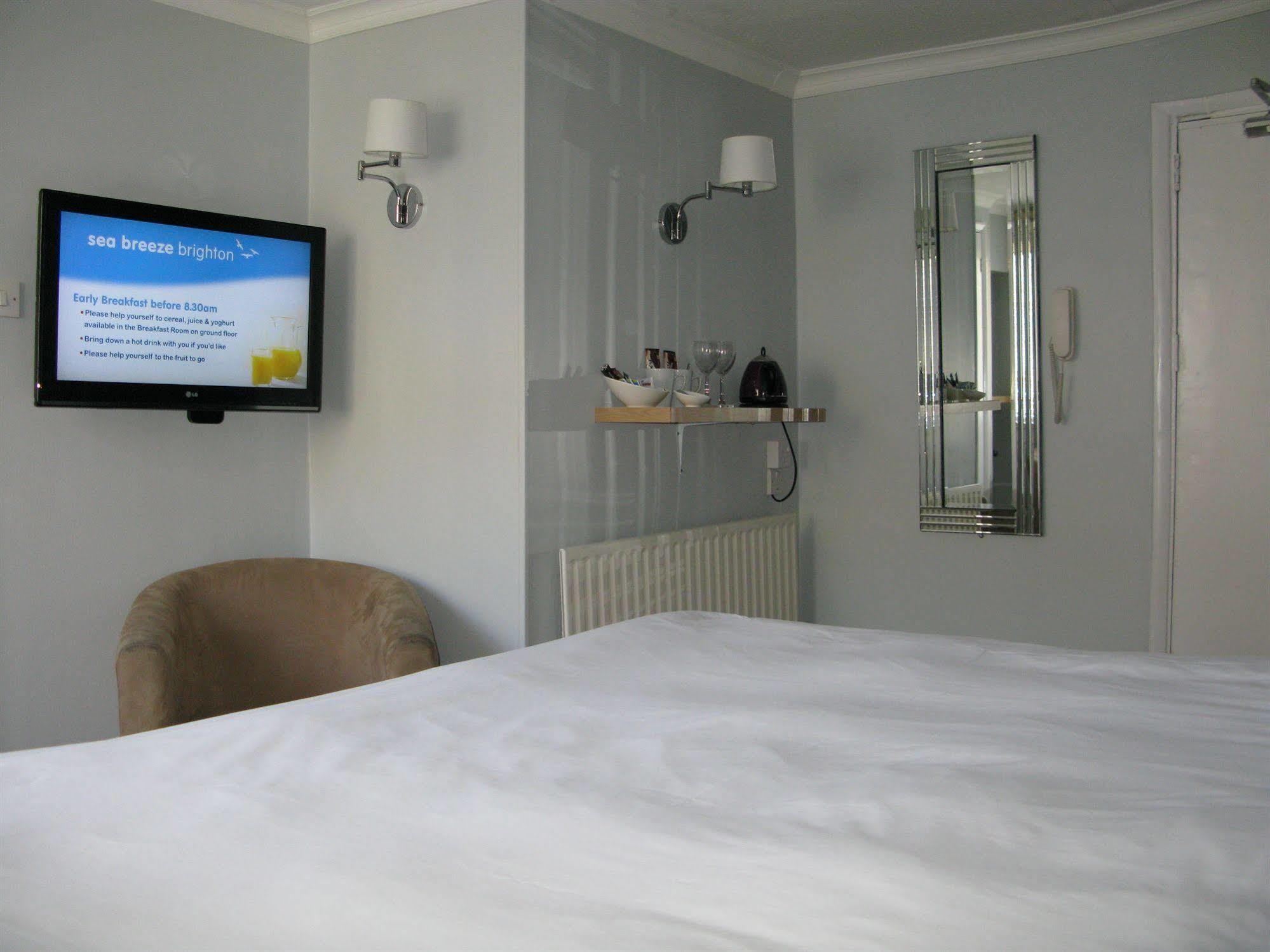 Oyo Lifestyle Hotel Sea Breeze Brighton Dış mekan fotoğraf