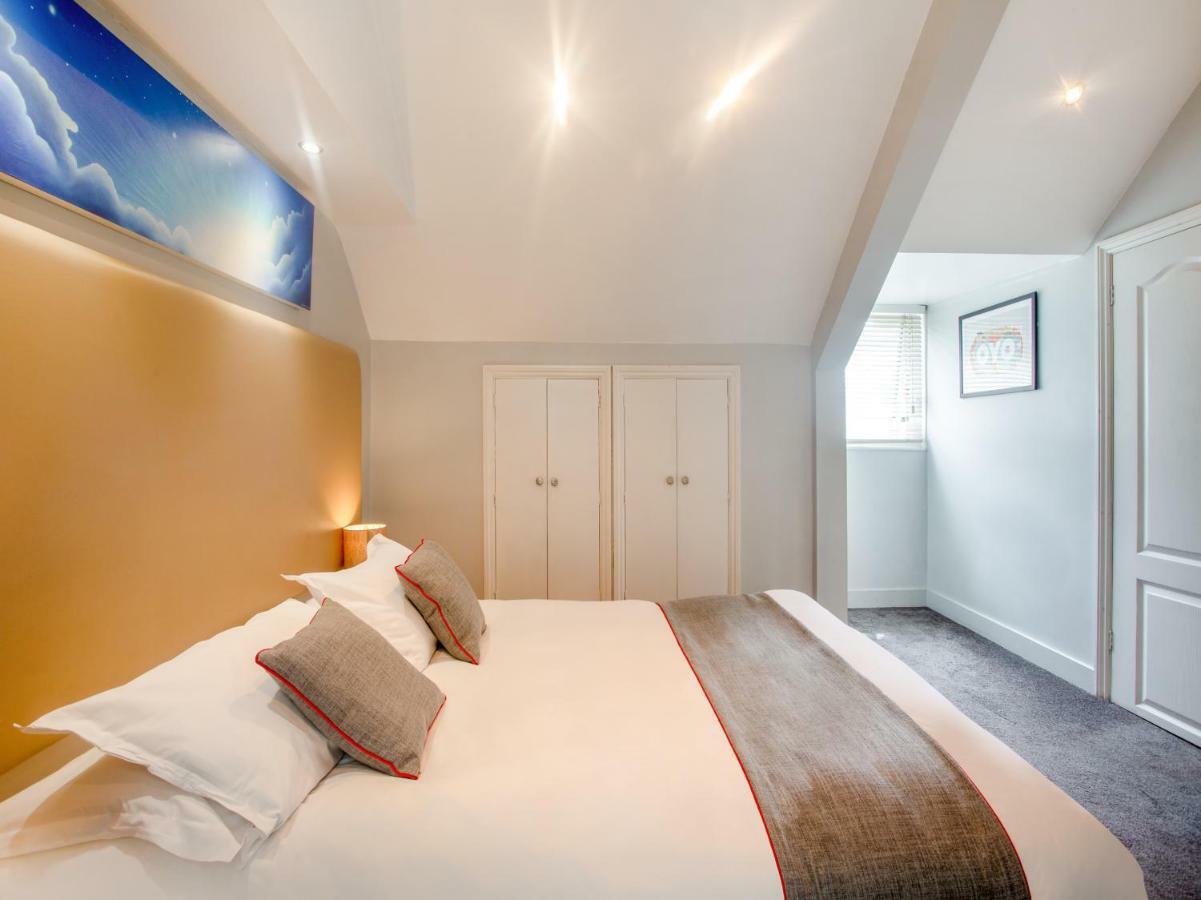 Oyo Lifestyle Hotel Sea Breeze Brighton Dış mekan fotoğraf