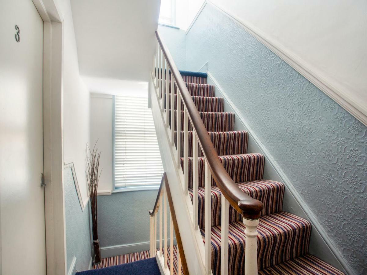 Oyo Lifestyle Hotel Sea Breeze Brighton Dış mekan fotoğraf